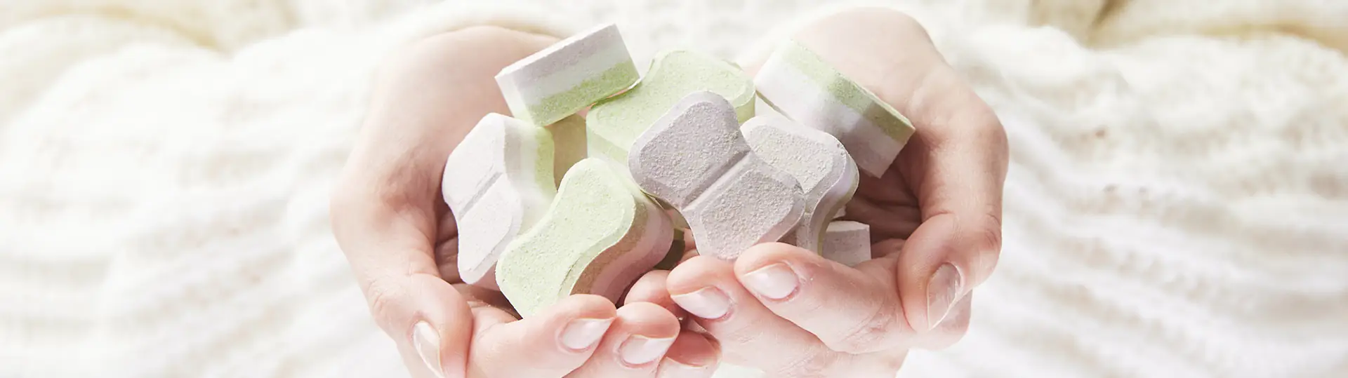 claro Multi next Tabs Hände Frau